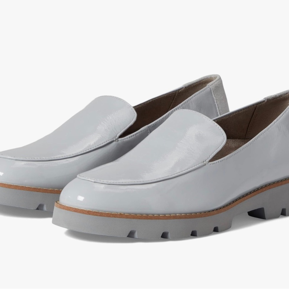 Vionic women’s Charm Kensley Comfort Loafers-NEVER WORN NO TAGS